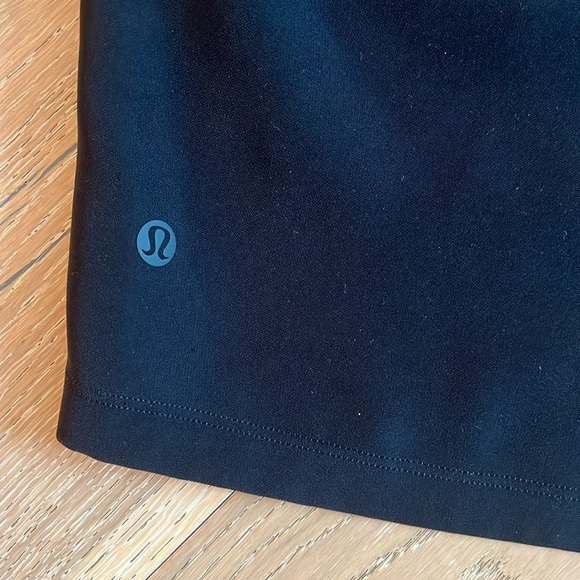 Lululemon cinch waist shorts - Picture 4 of 4